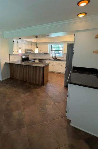 645 SE 21ST PLACE, Ocala, FL 34471
