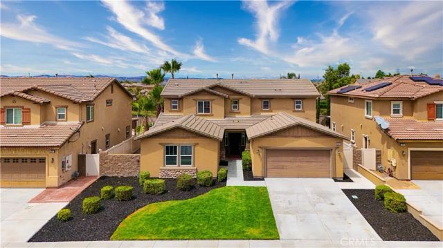 6895 Riverglen Court, Eastvale, CA 92880