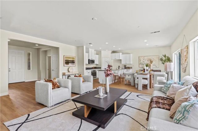 6895 Riverglen Court, Eastvale, CA 92880