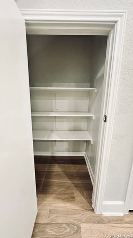 7157 Magnolia Crk Unit 101, San Antonio, TX 78252