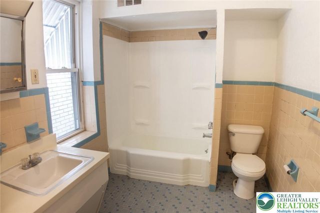 47 West Goepp Street, Bethlehem City, PA 18018