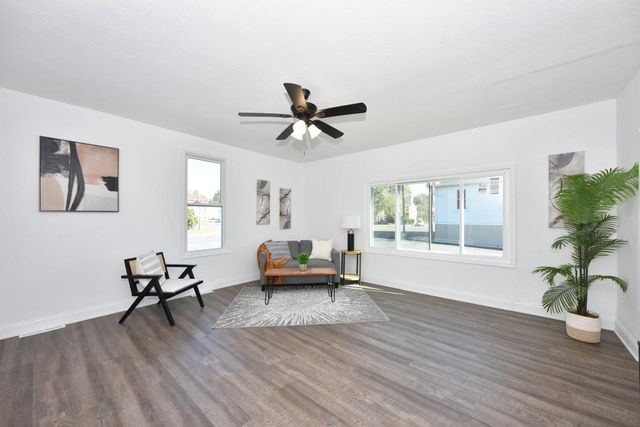 N5415 Park AVENUE, Fredonia, WI 53021