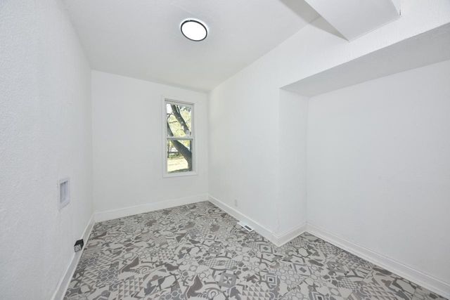 N5415 Park AVENUE, Fredonia, WI 53021