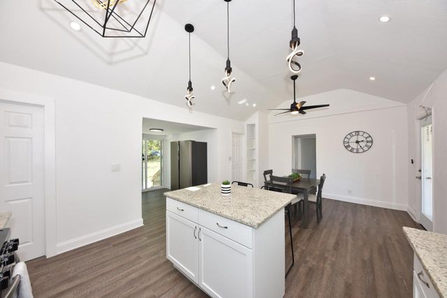 N5415 Park AVENUE, Fredonia, WI 53021