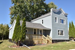N5415 Park AVENUE, Fredonia, WI 53021