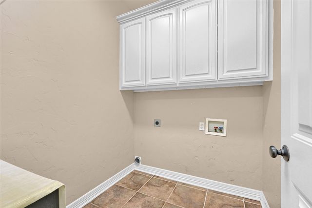 30 Tananger Springs Drive, Denison, TX 75021