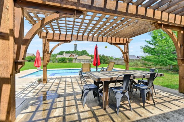 30 Tananger Springs Drive, Denison, TX 75021