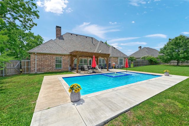 30 Tananger Springs Drive, Denison, TX 75021