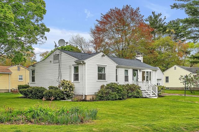 65 Florita Dr, Framingham, MA 01702