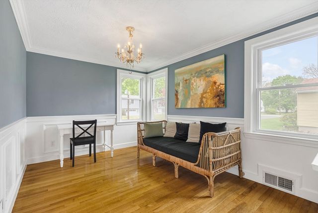 65 Florita Dr, Framingham, MA 01702