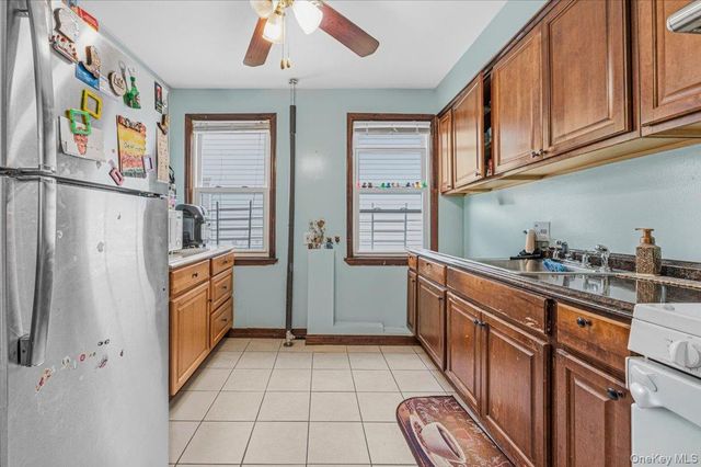 22173 91st Road, Queens Village, NY 11428