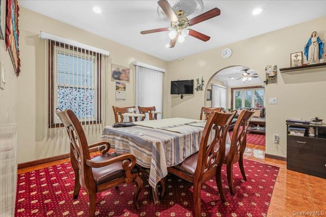 22173 91st Road, Queens Village, NY 11428