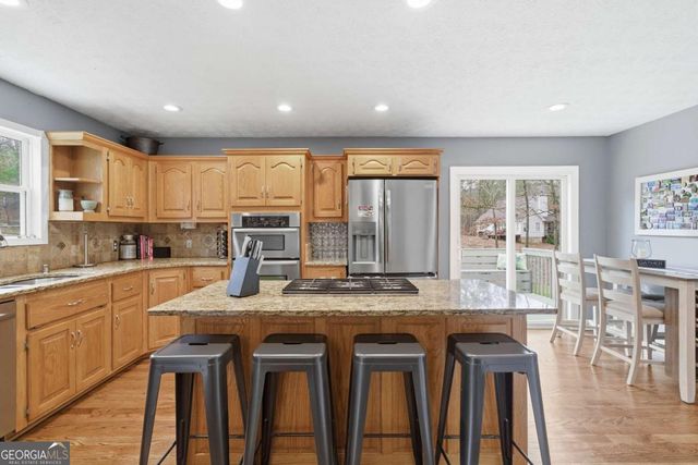 680 E Valley Road NE, Rydal, GA 30171