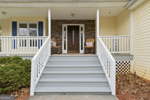 680 E Valley Road NE, Rydal, GA 30171