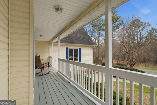 680 E Valley Road NE, Rydal, GA 30171