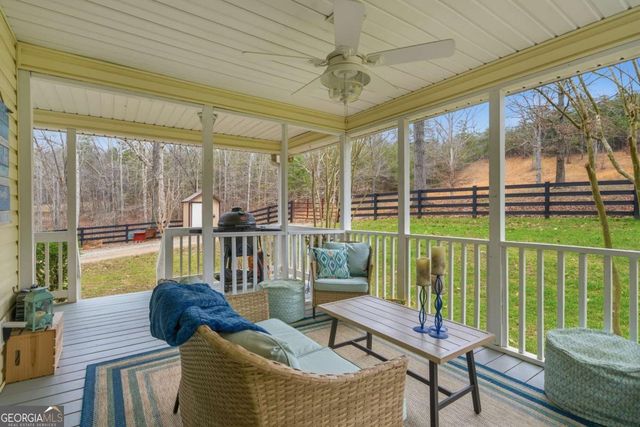 680 E Valley Road NE, Rydal, GA 30171