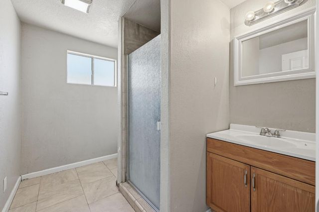6457 Channing Dr, North Highlands, CA 95660