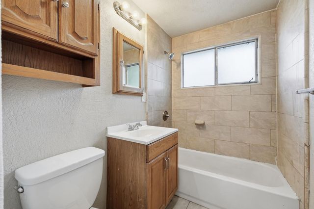 6457 Channing Dr, North Highlands, CA 95660
