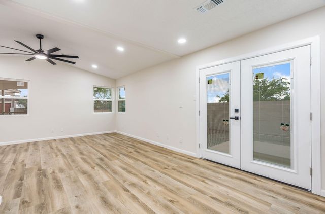 4829 Platinum Loop NE, Albuquerque, NM 87124