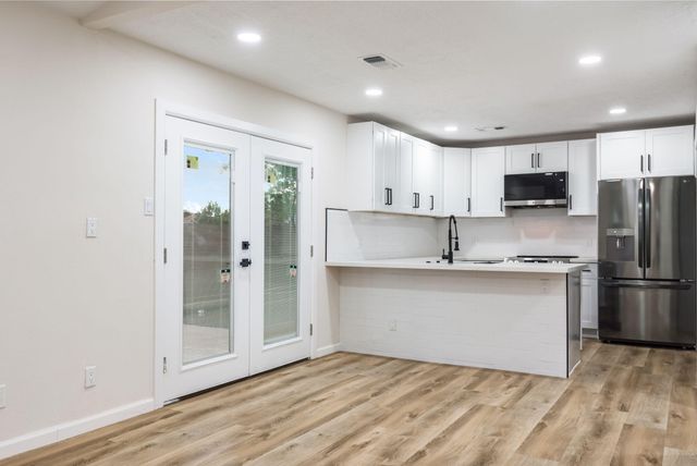 4829 Platinum Loop NE, Albuquerque, NM 87124