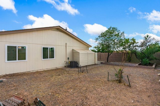 4829 Platinum Loop NE, Albuquerque, NM 87124