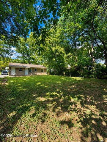 5306 Regent Way, Louisville, KY 40218