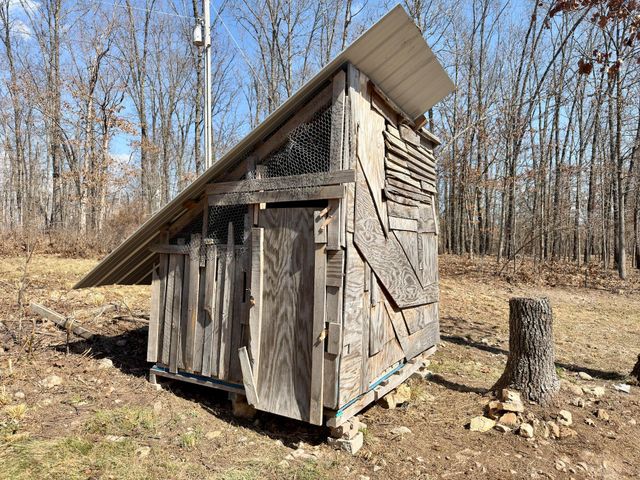 1790 County Rd A-435, Ava, MO 65608