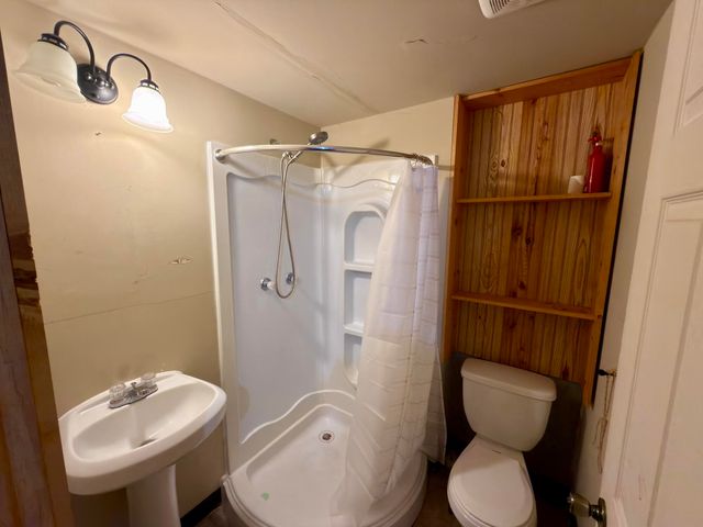 1790 County Rd A-435, Ava, MO 65608