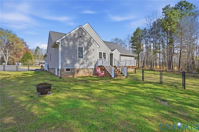 10326 Gould Hill Rd, Hanover, VA 23069