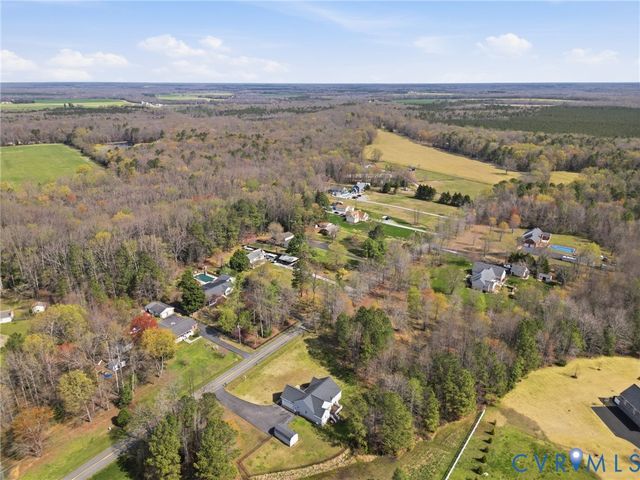 10326 Gould Hill Rd, Hanover, VA 23069