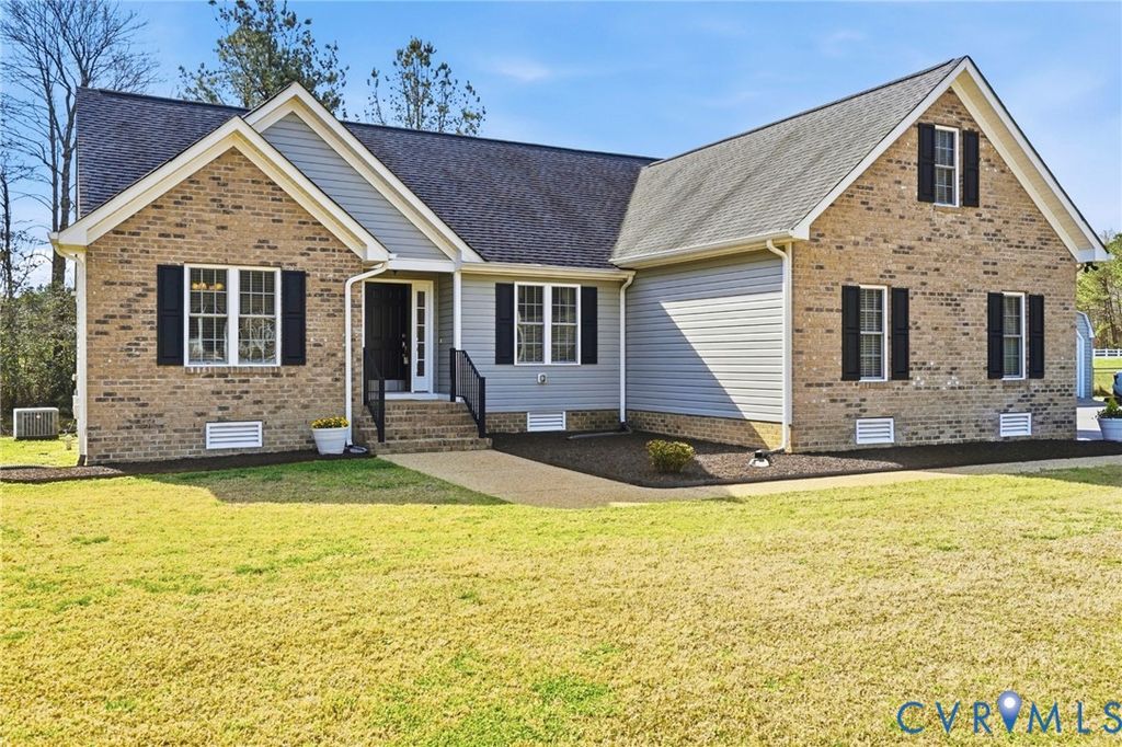 10326 Gould Hill Rd, Hanover, VA 23069