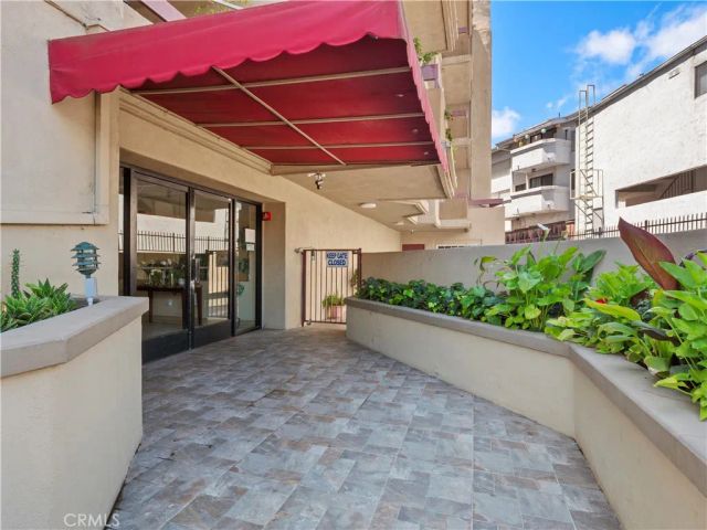 4301 Fulton Avenue 303, Sherman Oaks, CA 91423
