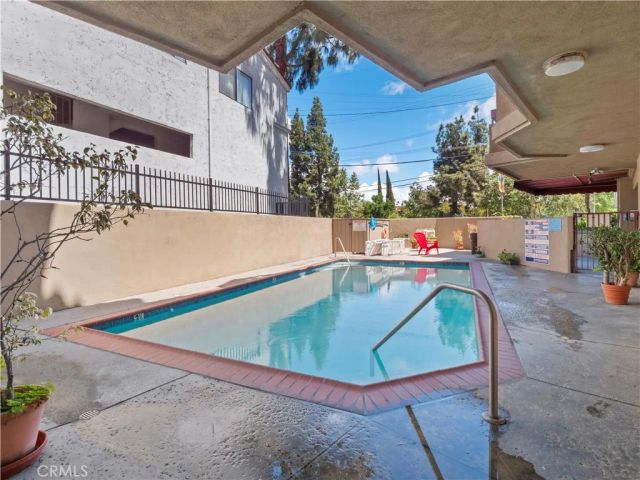 4301 Fulton Avenue 303, Sherman Oaks, CA 91423