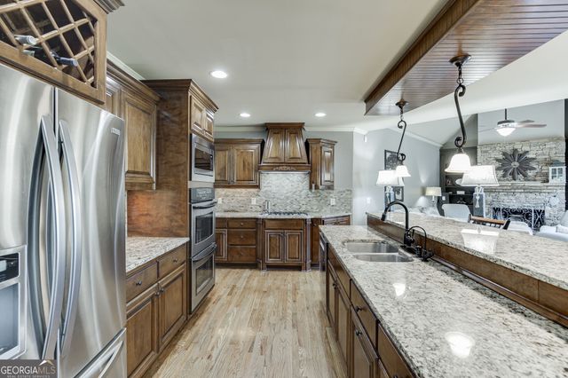 2461 Hopehaven Way, Hoschton, GA 30548