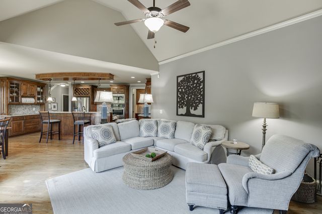 2461 Hopehaven Way, Hoschton, GA 30548