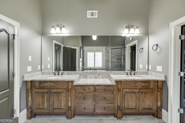 2461 Hopehaven Way, Hoschton, GA 30548