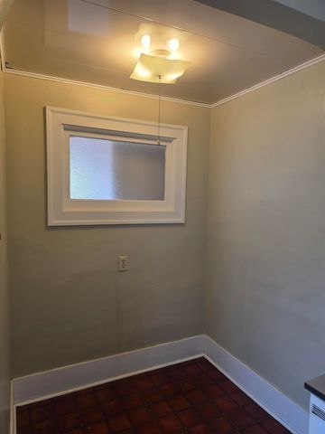 1014 W 24th Ave, Spokane, WA 99203