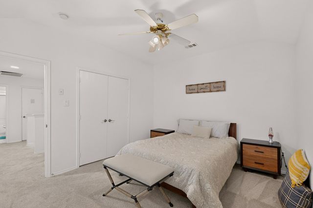 816 Lone Pine Drive, Little Elm, TX 75068