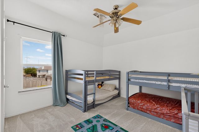 816 Lone Pine Drive, Little Elm, TX 75068