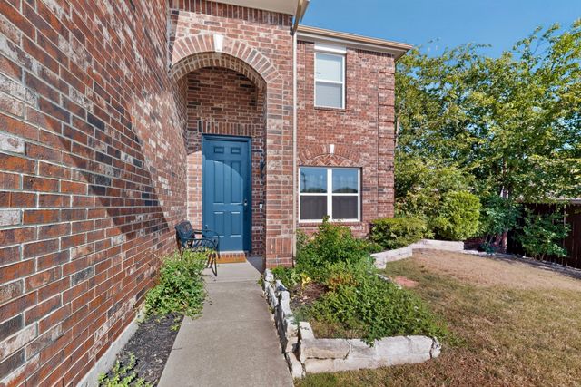 816 Lone Pine Drive, Little Elm, TX 75068