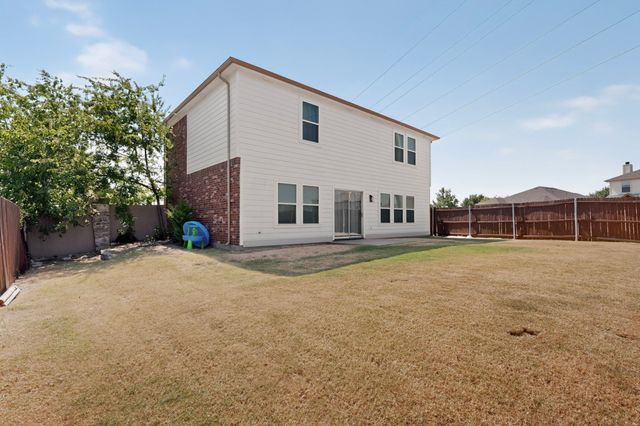 816 Lone Pine Drive, Little Elm, TX 75068