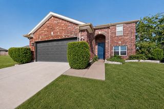 816 Lone Pine Drive, Little Elm, TX 75068