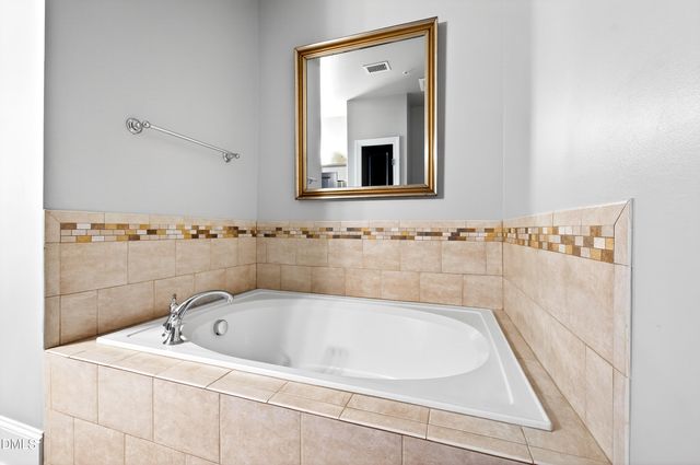 340 Allister Drive 113, Raleigh, NC 27609