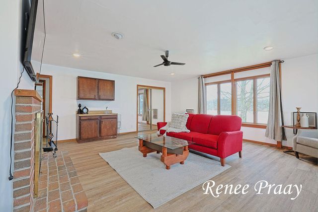 3511 Lake Allegan Drive, Allegan Twp, MI 49010