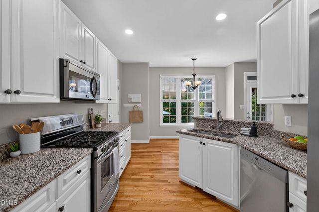 2411 Fordcrest Drive, Apex, NC 27502