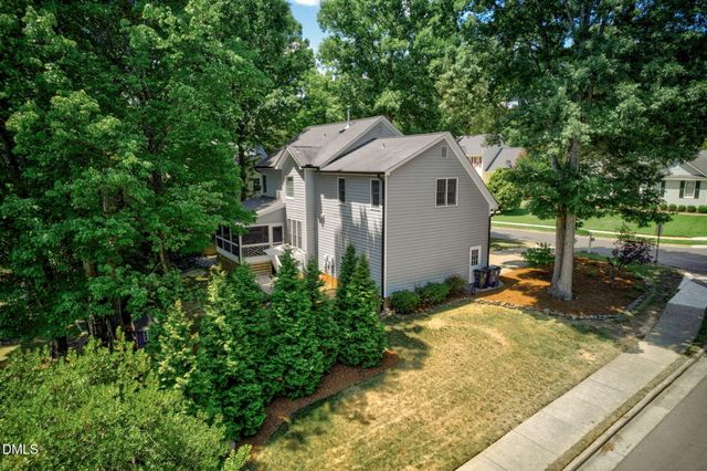 2411 Fordcrest Drive, Apex, NC 27502