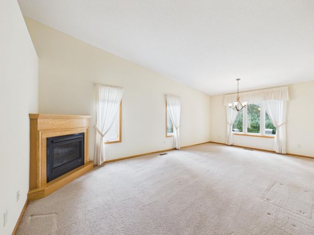 920 Evergreen Court, Vadnais Heights, MN 55127