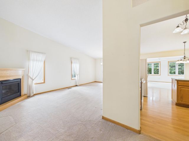 920 Evergreen Court, Vadnais Heights, MN 55127