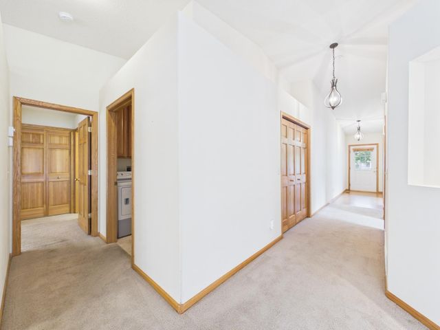 920 Evergreen Court, Vadnais Heights, MN 55127