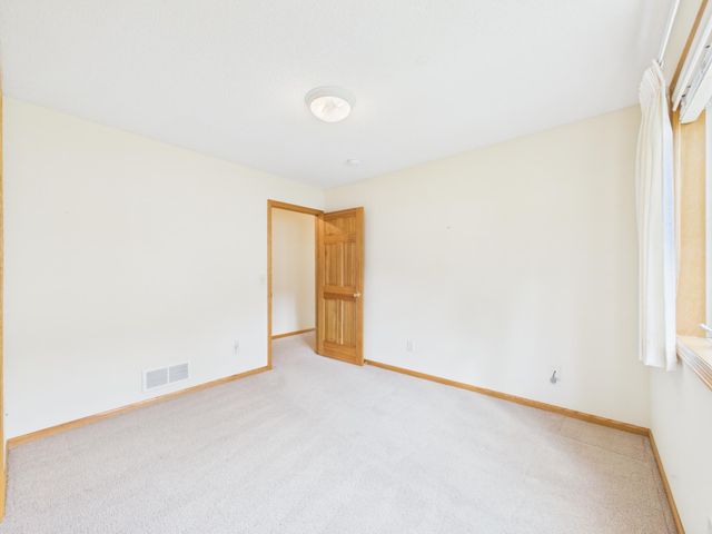 920 Evergreen Court, Vadnais Heights, MN 55127